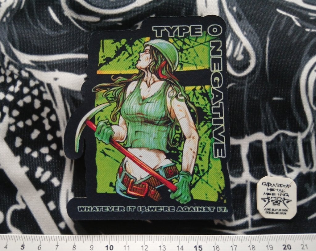 Type O Negative mooie  whatever it is shaped patch t31, Ophalen of Verzenden, Nieuw, Kleding