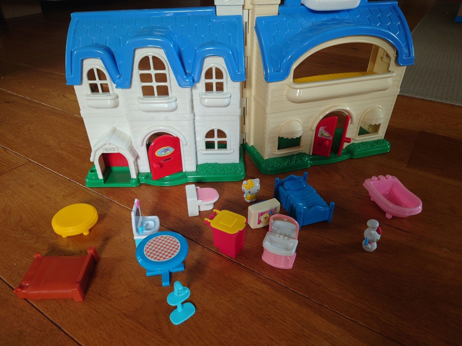 Vintage speelgoed; Redbox Poppenhuis jaren 90, nette staat, Ophalen of Verzenden, Zo goed als nieuw, Poppenhuis