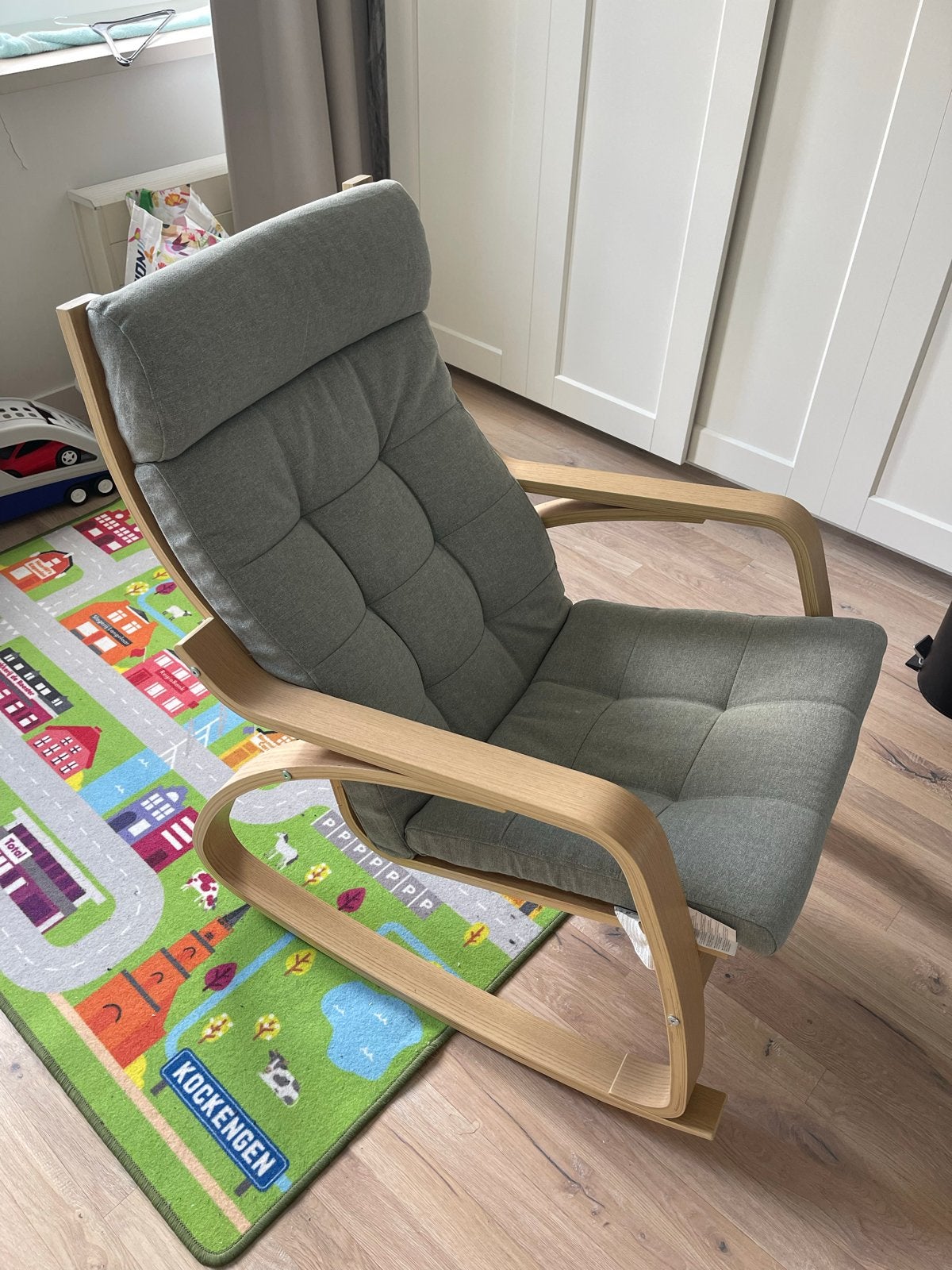 IKEA POÄNG Schommelstoel - Berkenfineer/Gunnared lichtgroen, Ophalen, 75 tot 100 cm, Zo goed als nieuw, 50 tot 75 cm