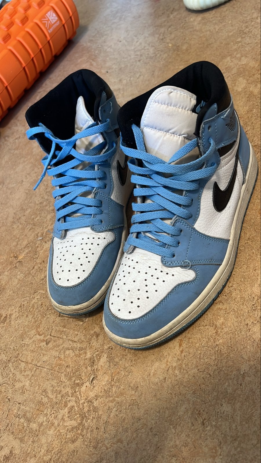 Nike Air Jordan 1 High UNC - Maat 43, Ophalen, Gedragen, Blauw, Sneakers of Gympen