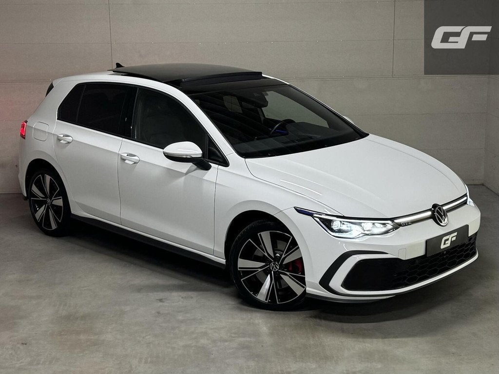 Volkswagen Golf 1.4 eHybrid GTE Pano IQ.Light Virtual HUD Sf, Stof, Gebruikt, Zwart, 4 cilinders
