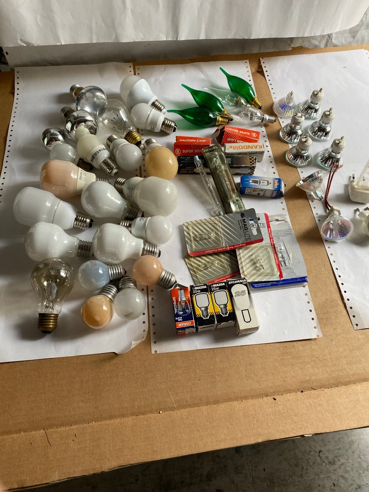 Grote partij diverse gloeilampen en halogeenlampen, Gebruikt, Meerkleurig, Overige fittingen, Ophalen of Verzenden