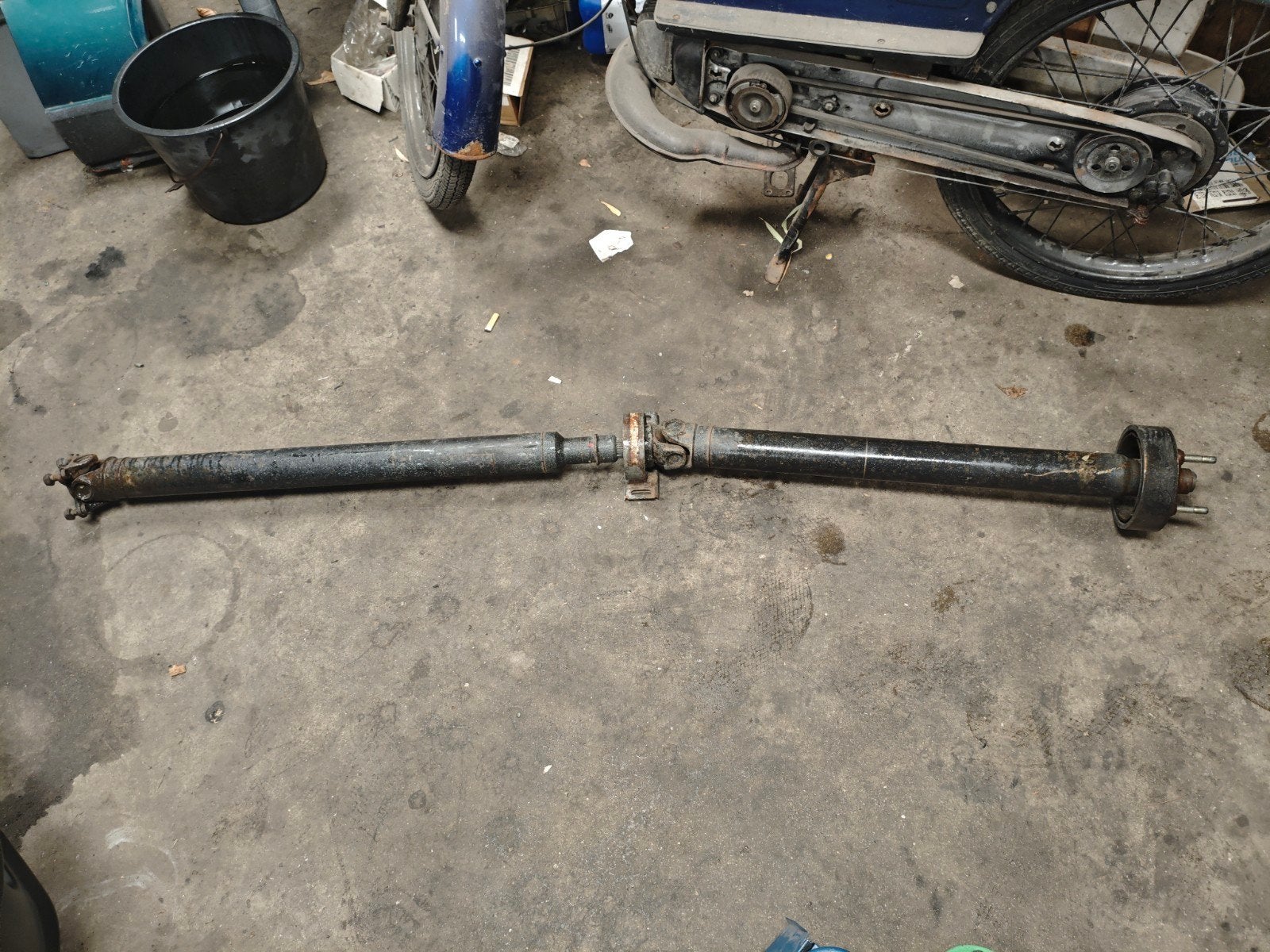 Cardanas BMW E30 316 Handgeschakeld - Gebruikte Staat, Ophalen of Verzenden, BMW