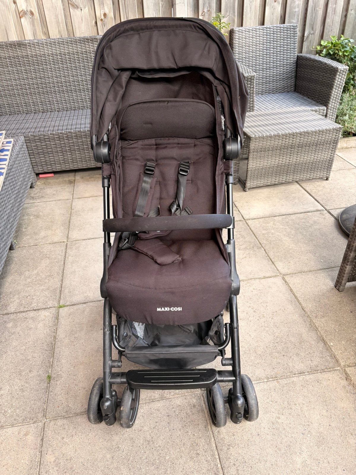 Buggy Maxi Cosi Lara 2, Kinderen en Baby's, Buggy's, Ophalen of Verzenden, Zo goed als nieuw, Maxi-Cosi, Verstelbare rugleuning