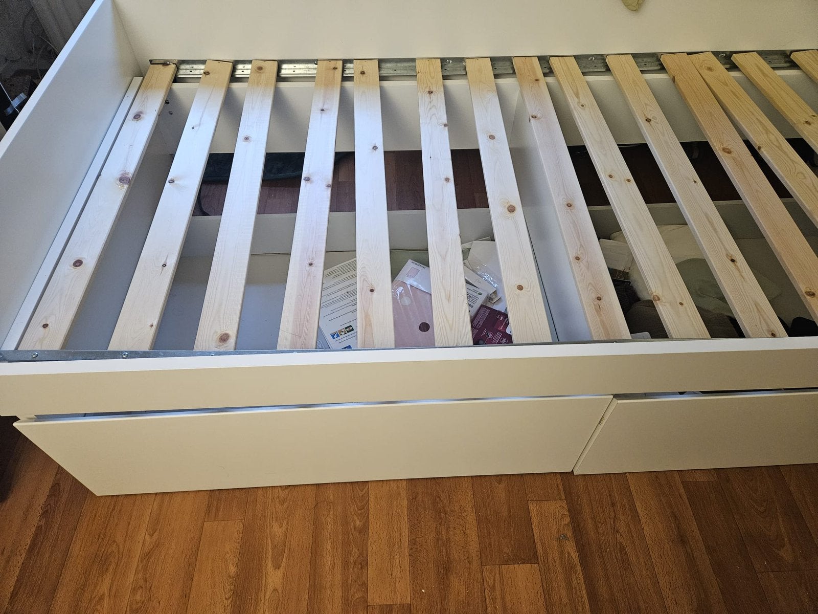 bed frame and mattress, Huis en Inrichting, Ophalen, 90 cm, Eenpersoons, Beige