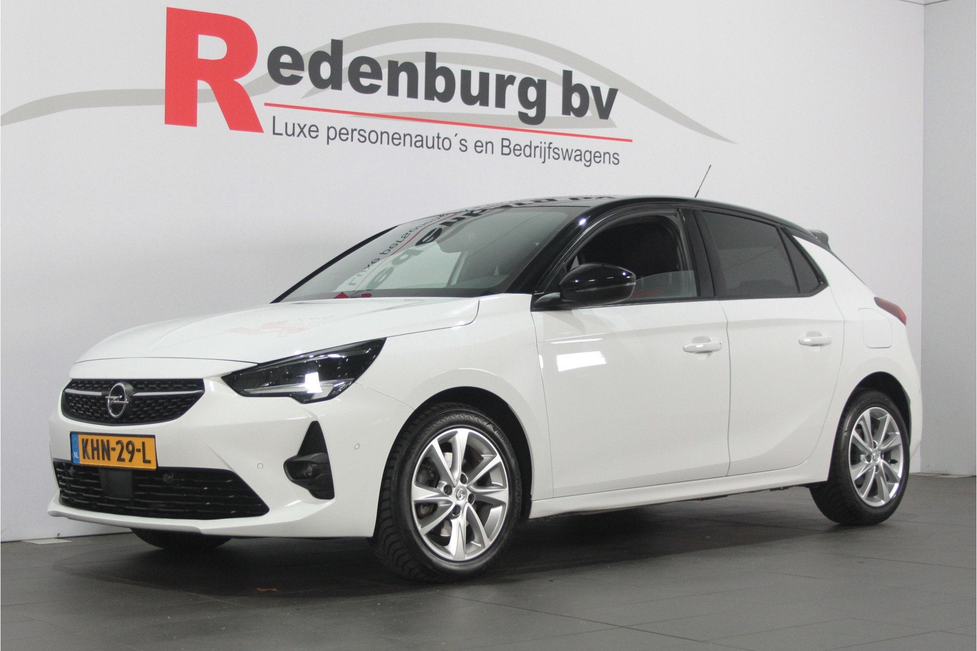 Opel Corsa 1.2 GS Line - Automaat - Camera / Carplay / Dodeh, Auto's, Gebruikt, Euro 6, 1133 kg, Wit