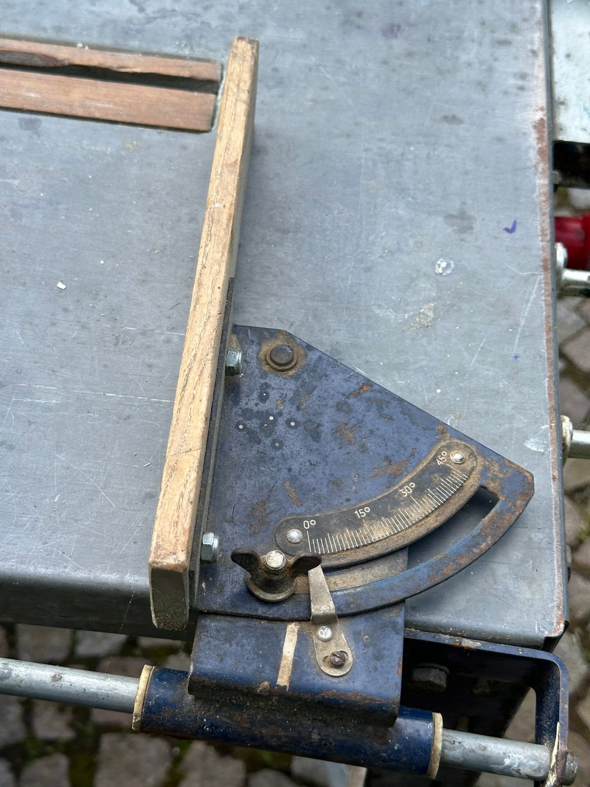 Zaagtafel, Ophalen, Cirkelzaag, Zo goed als nieuw, 30 tot 70 mm