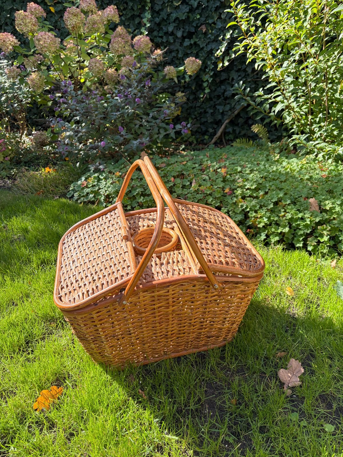 Gevlochten picknickmand met flessenhouder, Ophalen, Gebruikt, Zonder inhoud