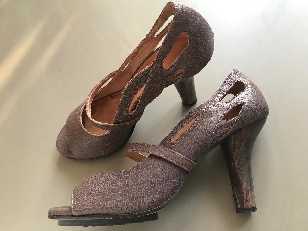 Ellen Verbeek open pumps 38,5 - new, Kleding | Dames, Pumps, Bruin, Nieuw, Ophalen of Verzenden