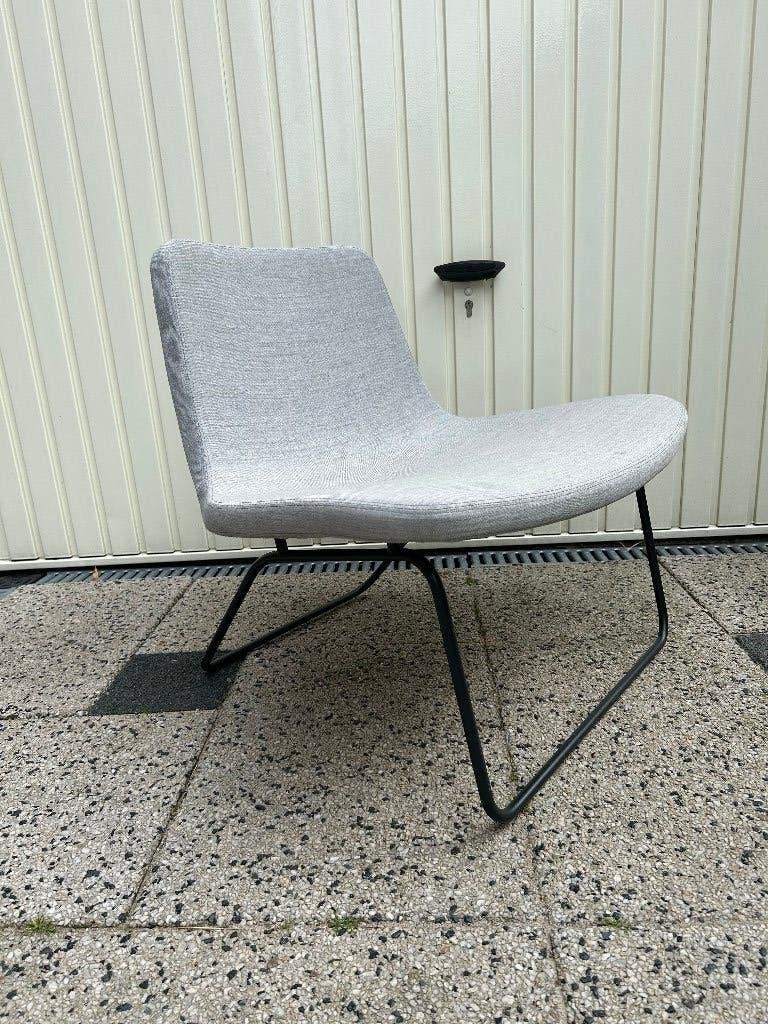Hay design fauteuil stoel chair grijs slede onderstel, Huis en Inrichting, Gebruikt, 75 tot 100 cm, Ophalen of Verzenden, Nvt