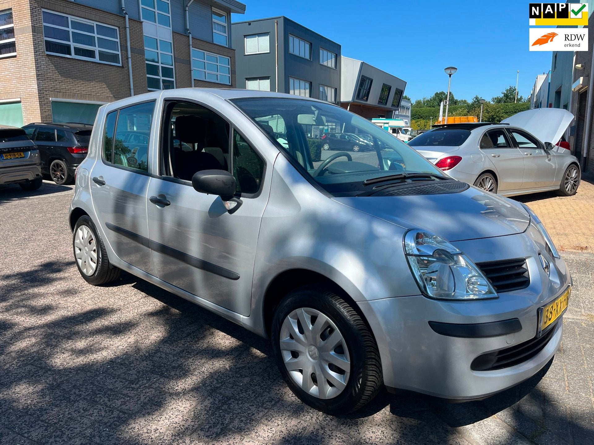 Renault Modus 1.6-16V Alizé AUTOMAAT. panoramadak., Auto's, Gebruikt, 4 cilinders, Origineel Nederlands, Bedrijf