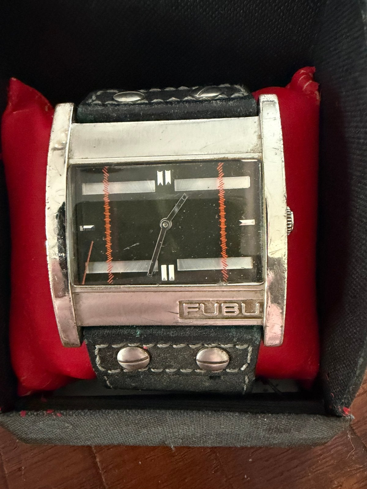FUBU horloge( vintage), Ophalen of Verzenden, Zo goed als nieuw, Overige merken