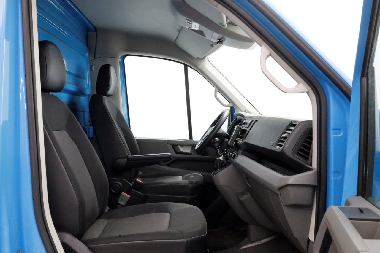 Volkswagen Crafter 35 2.0 TDI E6 Bakwagen met achterdeuren 2, Voorwielaandrijving, Dealer onderhouden, Gebruikt, 4 cilinders