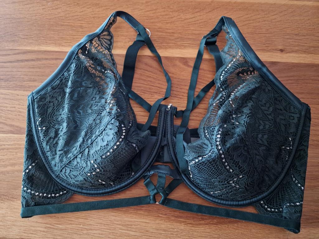 NIEUW Dark Hunkemöller 85G sexy lingerie met studs, Ophalen, Zwart