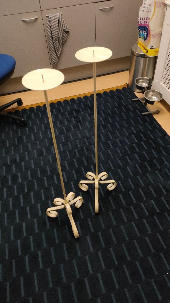 TWEE KAARSENSTANDAARDS, Huis en Inrichting, Ophalen, Gebruikt, 95 cm, Beige