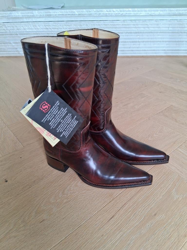 Nieuwe Sendra laarzen - maat 36 - perfect voor festivals!, Kleding | Dames, Schoenen, Ophalen, Bruin, Nieuw, Hoge laarzen