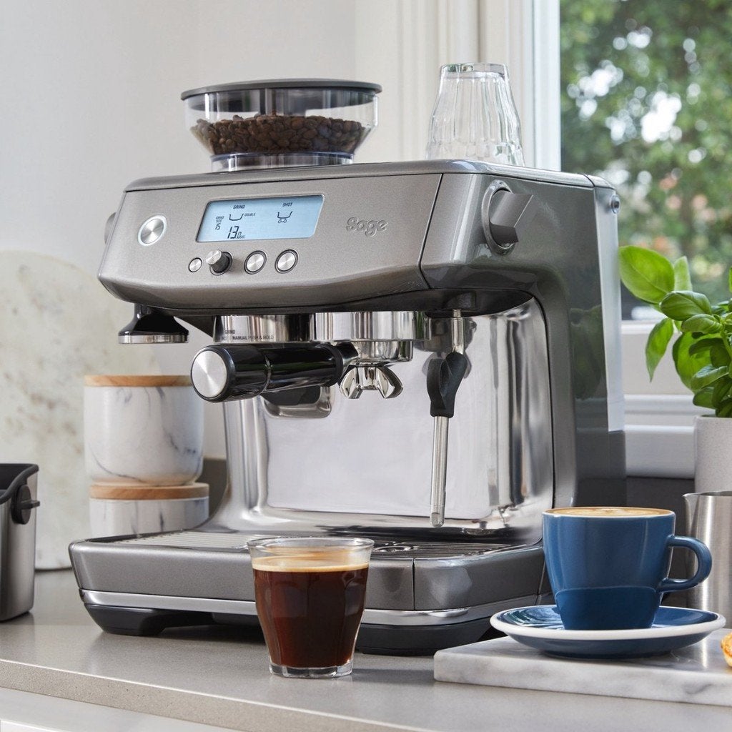 Sage Barista Pro + accessoires, Witgoed en Apparatuur, Koffiezetapparaten, Espresso apparaat, Zo goed als nieuw, 4 tot 10 kopjes