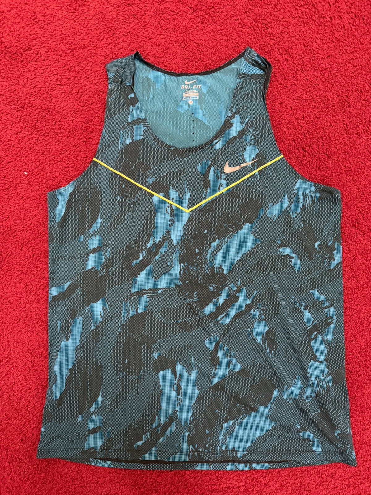 Nike hardloop singlet. Maat M., Sport en Fitness, Loopsport en Atletiek, Gebruikt, Nike, Verzenden, Kleding