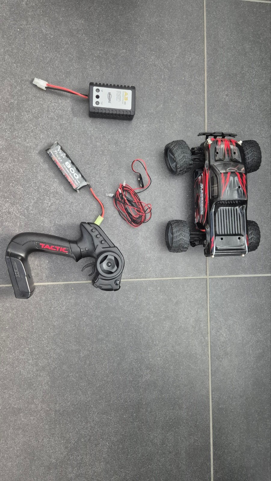 Himoto Mastadon RC Auto RTR met afstandsbediening en lader, Elektro, Gebruikt, Auto offroad, Ophalen of Verzenden