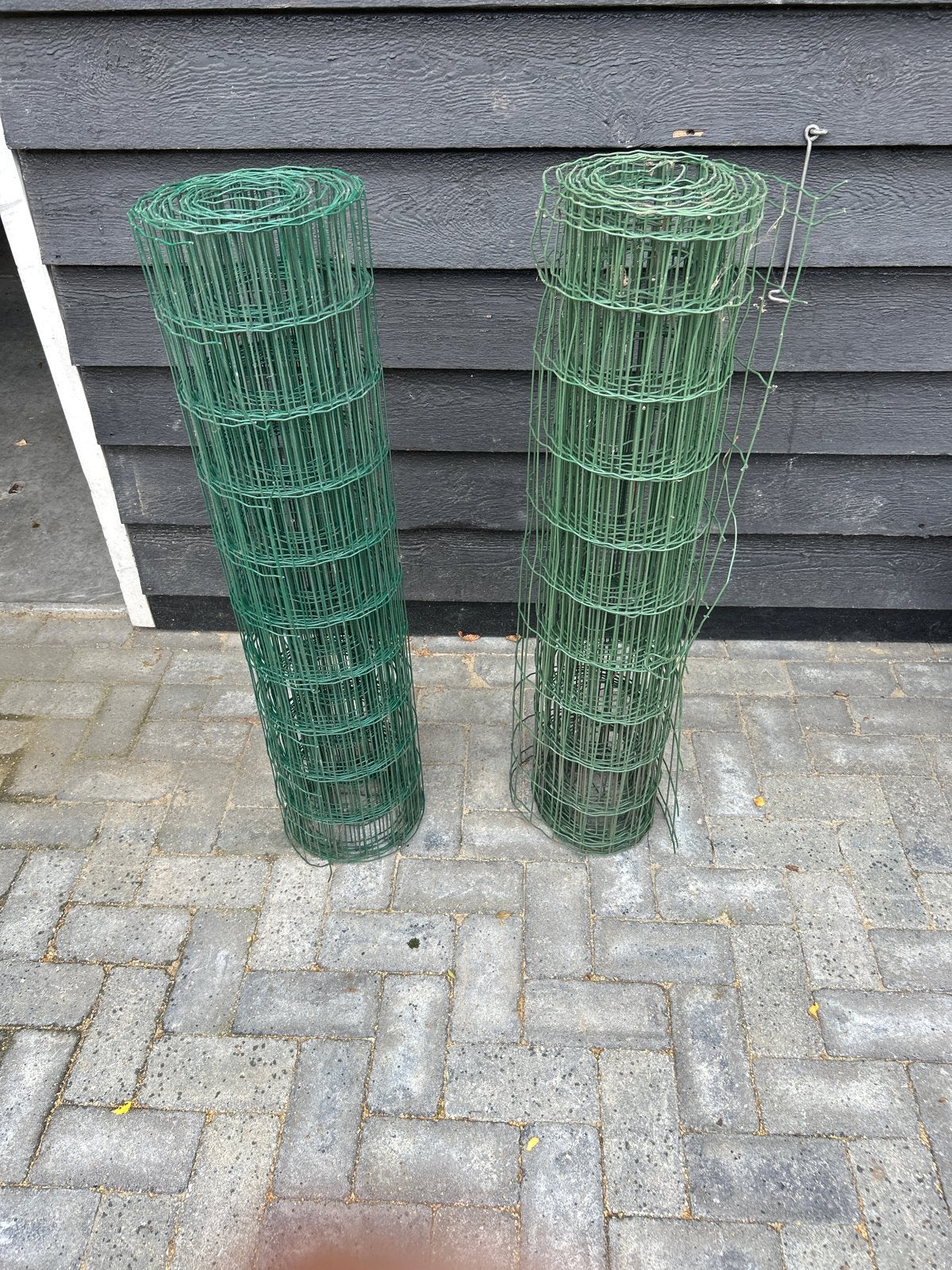 2 rollen groen gaas, 6m per rol, 2mm en 3mm draaddikte, Tuin en Terras, Gaas en Draad, Ophalen, Gebruikt, Minder dan 10 meter