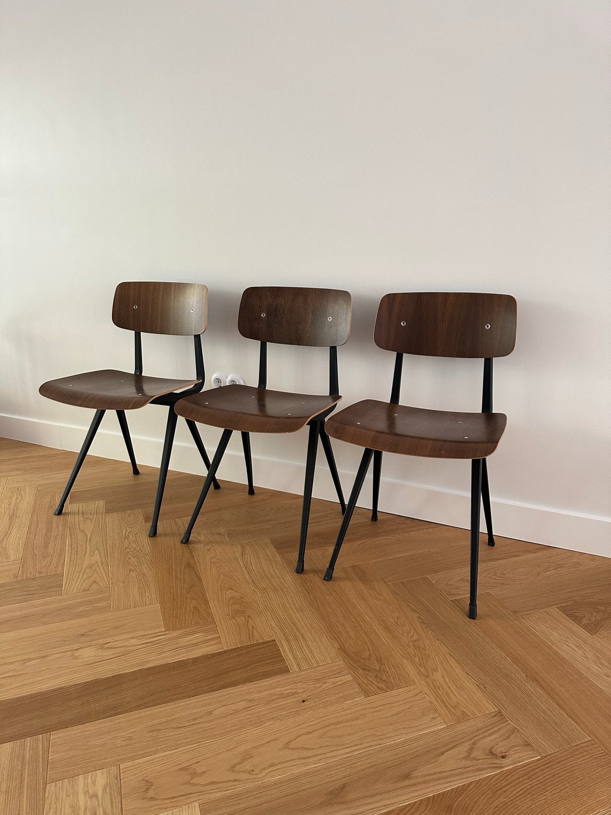 3 HAY Result stoelen in goede staat, Ophalen, Gebruikt, Hout, Drie