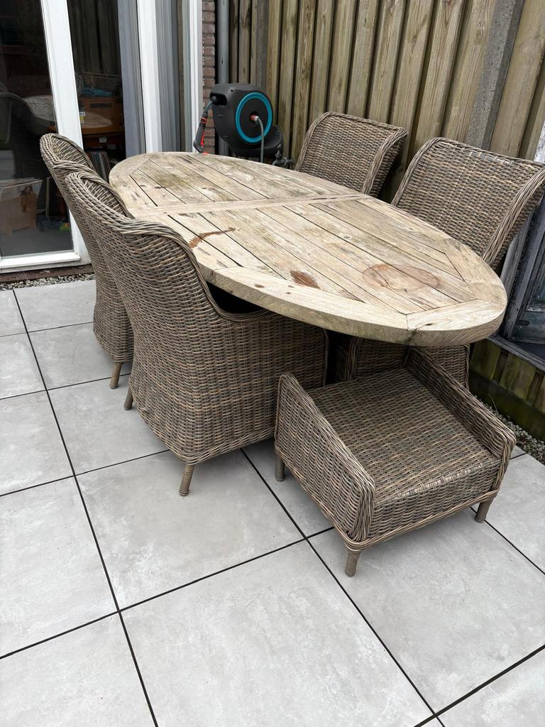 Mooie tuinset van indisch hout, Ophalen, 4 zitplaatsen, Zo goed als nieuw, Tuinset