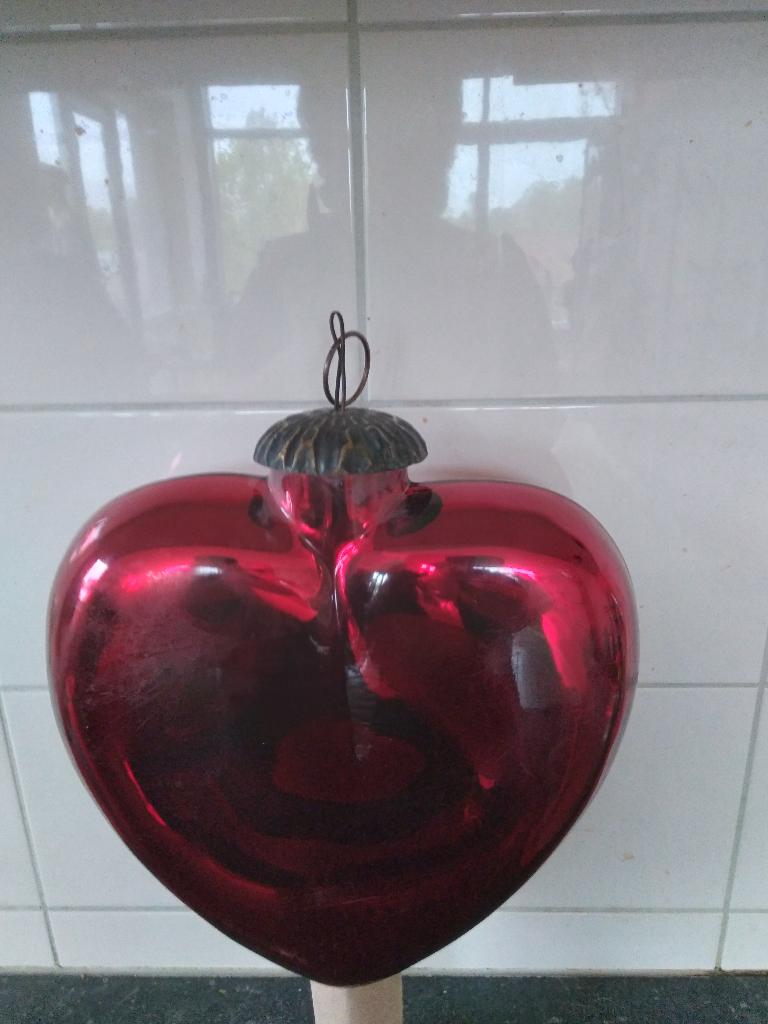 metalen hart, Ophalen