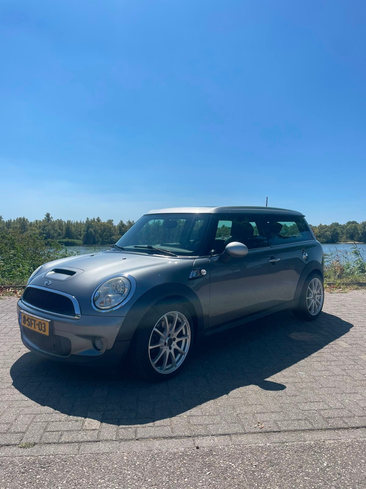 Mini Clubman 1.6 128KW 2009 Grijs, Voorwielaandrijving, 4 cilinders, 4 stoelen, Stationwagon