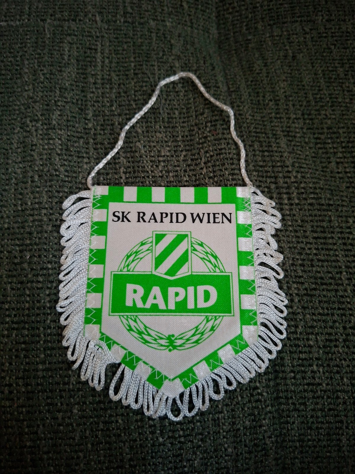 Rapid Wien vaantje, Ophalen of Verzenden, Buitenlandse clubs, Vaantje of Sjaal