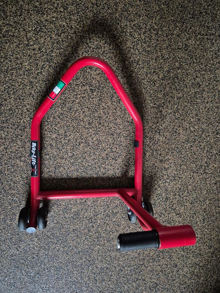 Bike lift  / Motorfiets lift., Ophalen