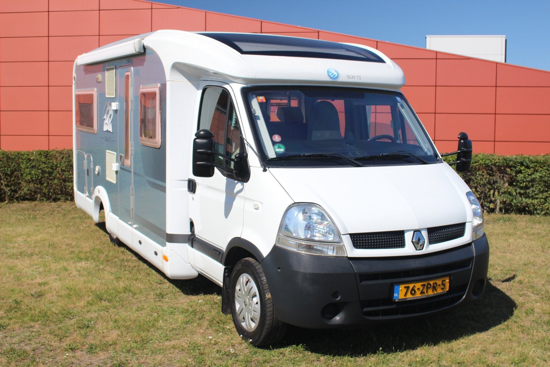 Knaus Sun Ti, 2.5 Dci 114PK, Airco (Motorairco), XL Koelkast, Caravans en Kamperen, Campers, 7 tot 8 meter, Bedrijf, Tot en met 3