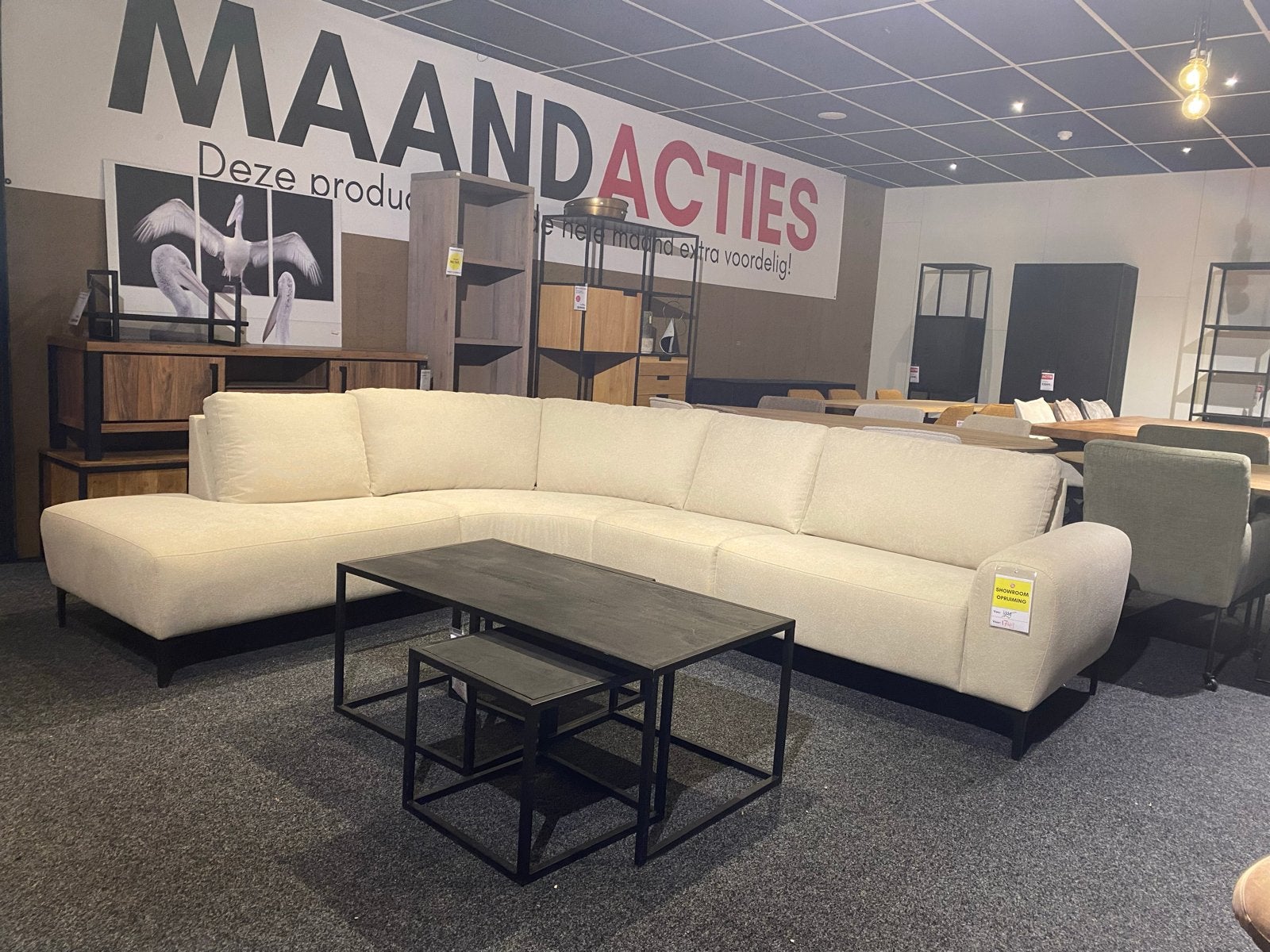SALE!! Comfortabele Hoekbank - Showroom Opruiming, Ophalen of Verzenden, Zo goed als nieuw, Vierpersoons of meer, Stof