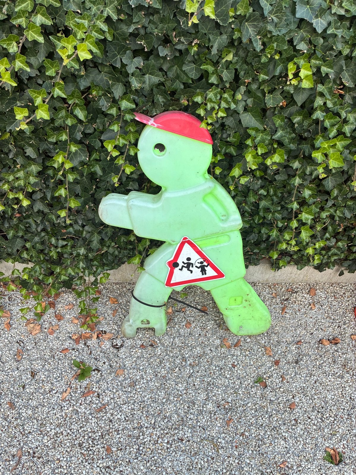 Groene Kinderwaarschuwing Pop / Victor veilig, Ophalen
