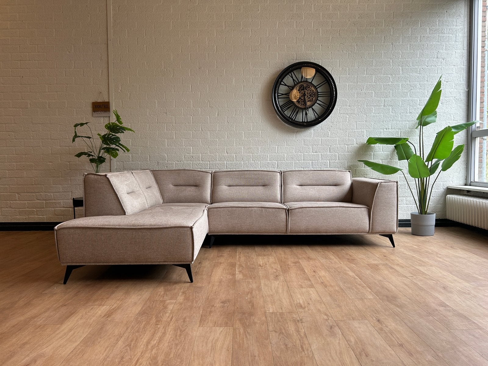 Luxe De Bommel | Licht Grijze Bank|Gereinigd & Geimpregneerd