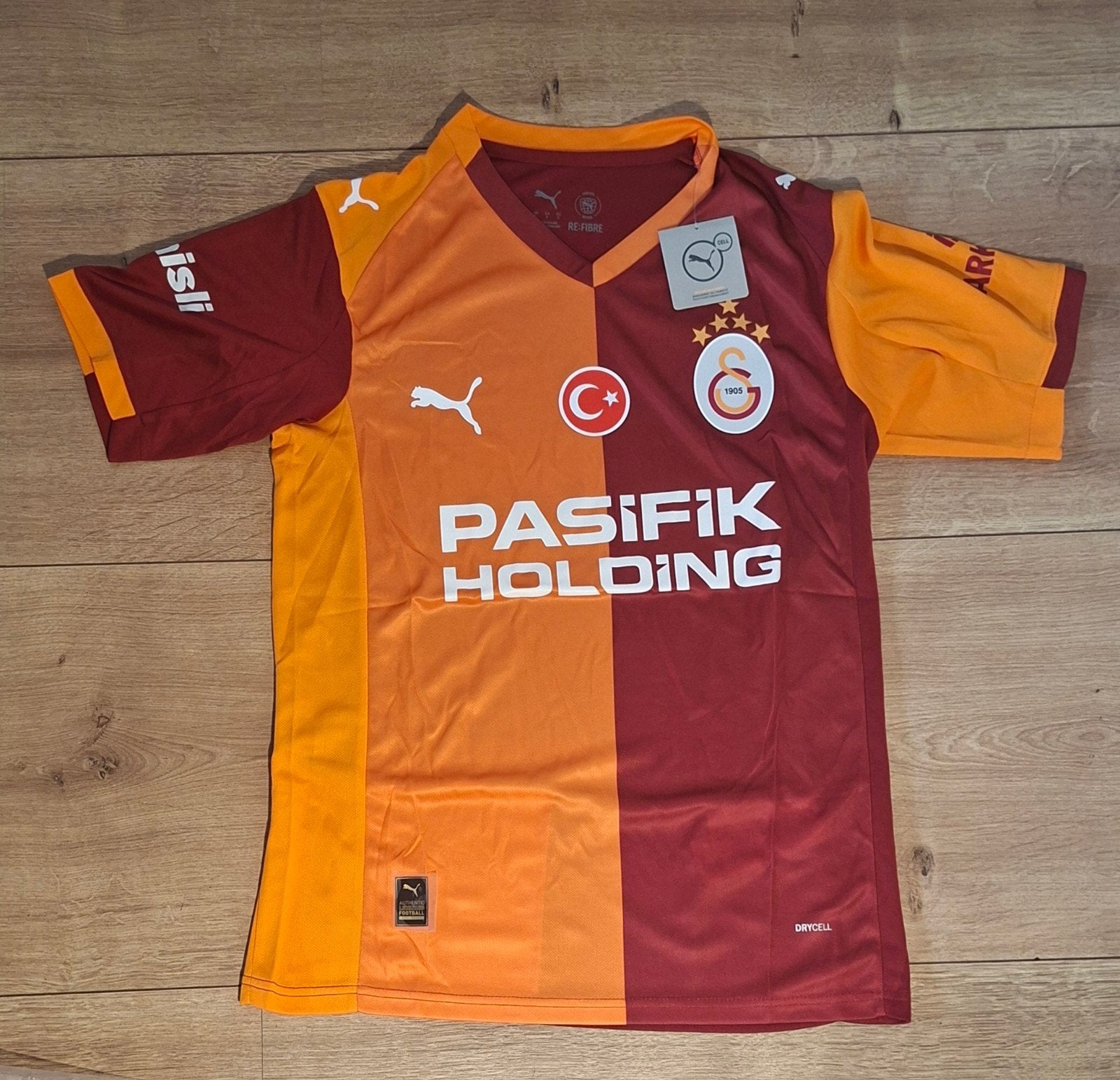 Galatasaray Voetbalshirt - Maat S, Sport en Fitness, Maat S, Ophalen of Verzenden, Nieuw, Shirt