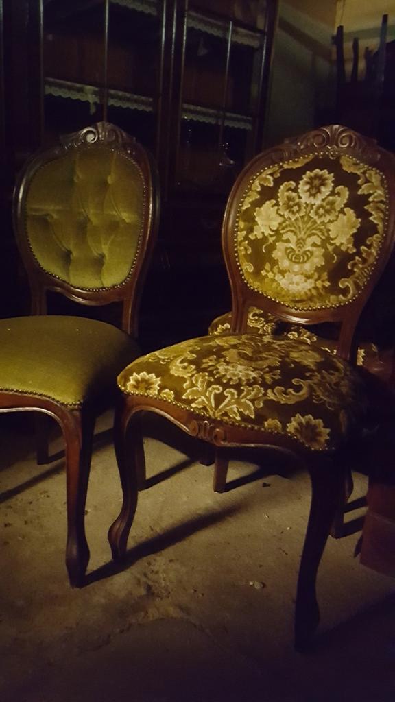 4/8 klassiek noten eetkamers stoelen, Ophalen