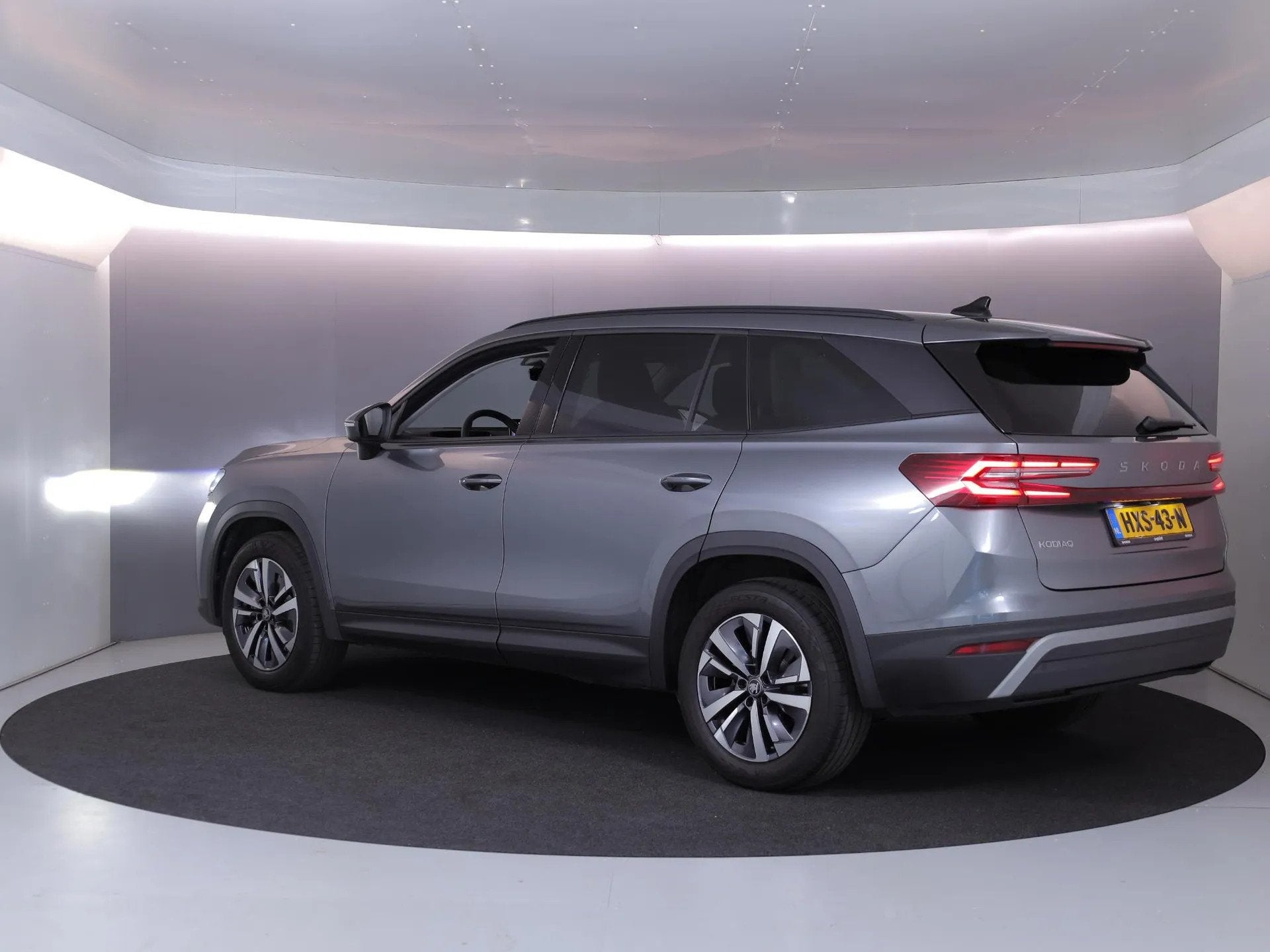Skoda Kodiaq 1.5 TSI MHEV Business Edition 7p. (bj 2025), 4 cilinders, 150 pk, 7 stoelen, Bedrijf