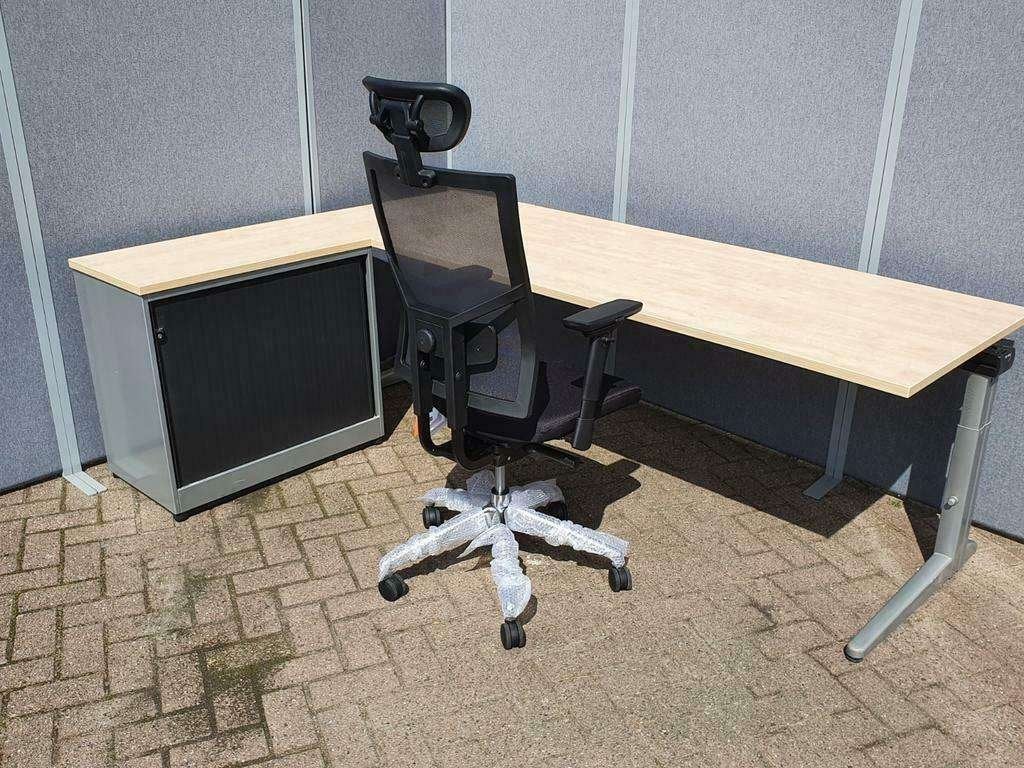 Ahrend hoekbureau, links of rechts, met roldeurkast, Demontabel, Ophalen of Verzenden, Zo goed als nieuw, Ahrend