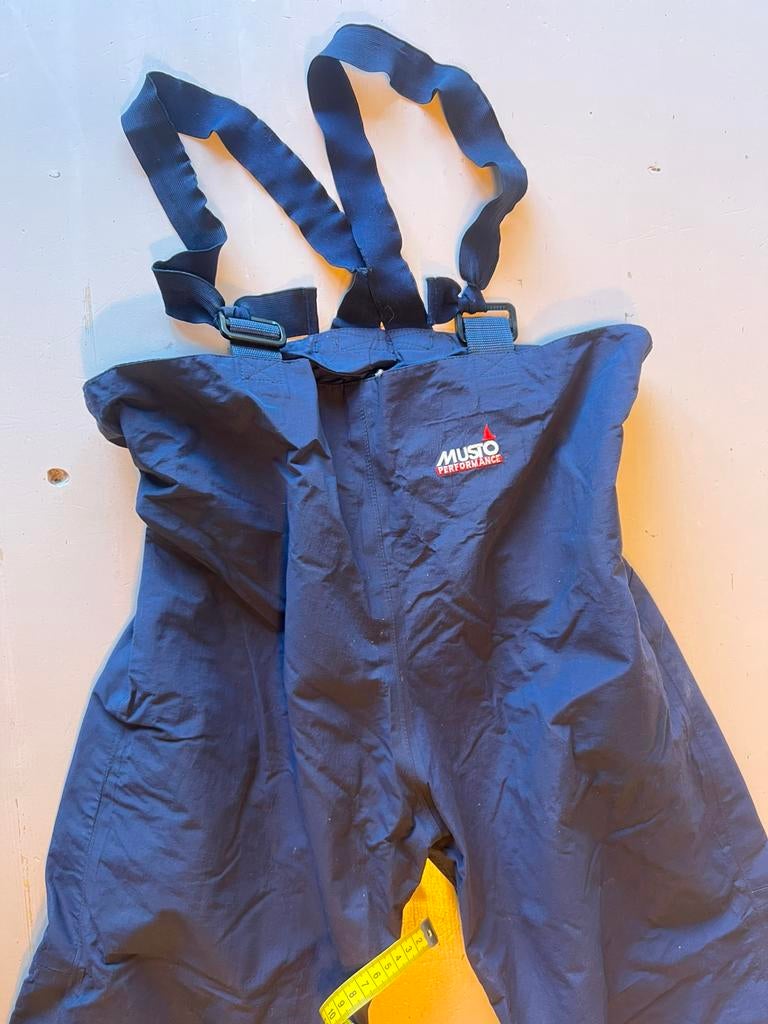 Musto donkerblauwe zeilbroek kind, Watersport en Boten, Ophalen of Verzenden, Gebruikt, Kind, Zeilbroek