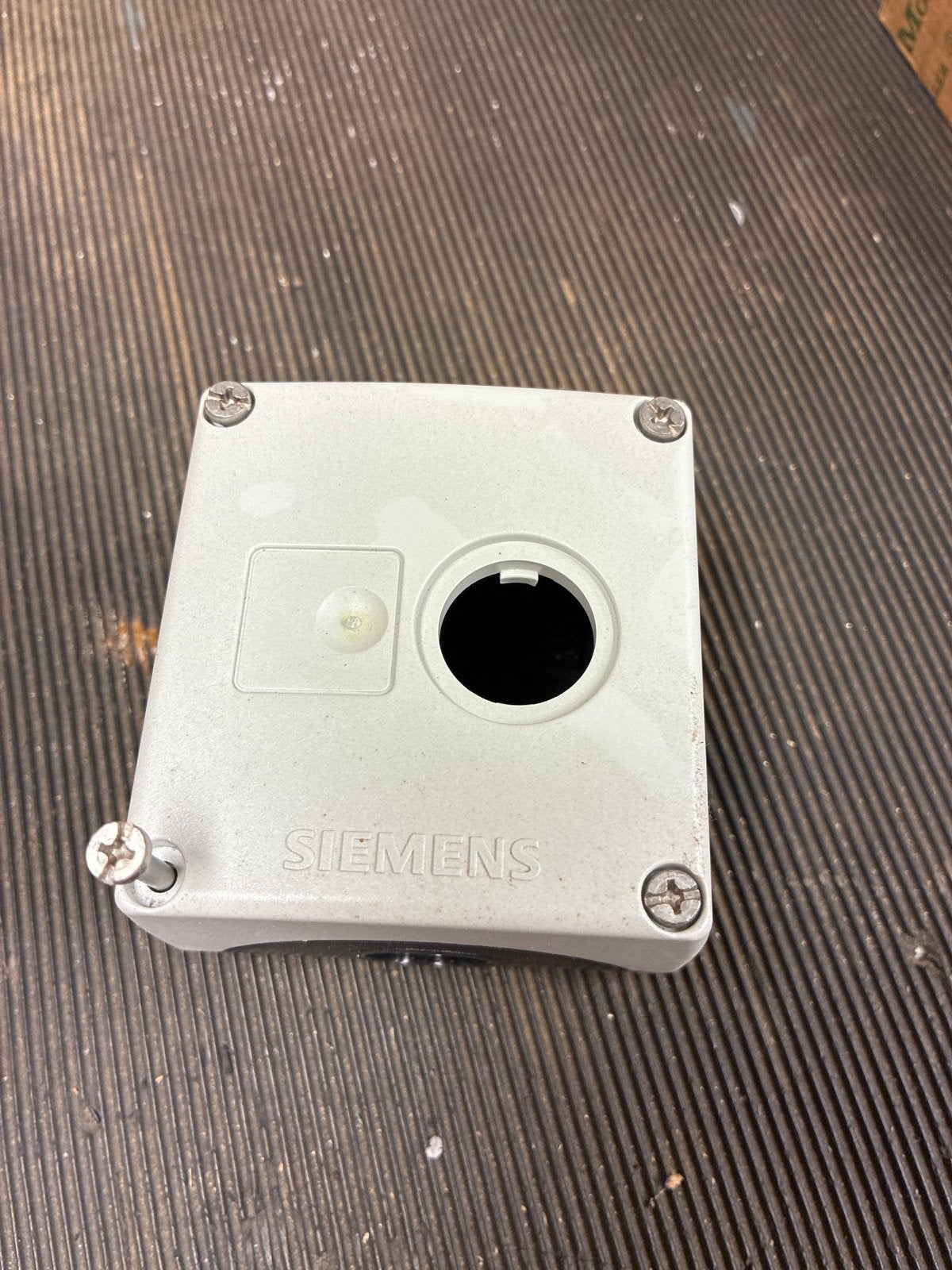 Siemens 3SB38 Drukknopkastje / Behuizing, Ophalen of Verzenden, Gebruikt, Siemens, Overige typen