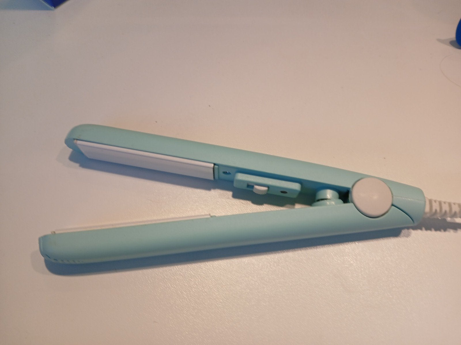 Mini stijltang - Compact en handig voor onderweg, Ophalen, Zo goed als nieuw, Haarverzorging