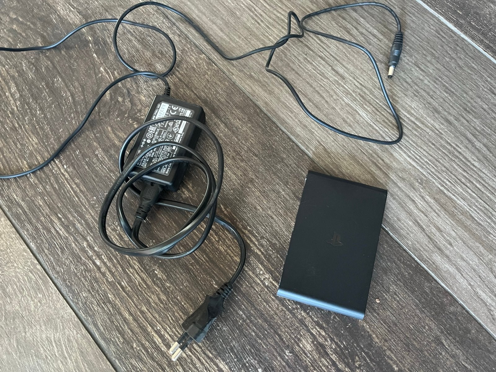 Playstation TV met voeding - Model VTE-1016, Ophalen of Verzenden, Gebruikt, Zwart