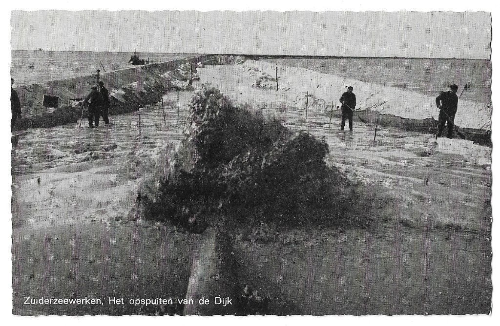 AK Harderwijk, Zuiderzeewerken - Het opspuiten van de Dijk, Verzenden, 1940 tot 1960, Ongelopen, Gelderland