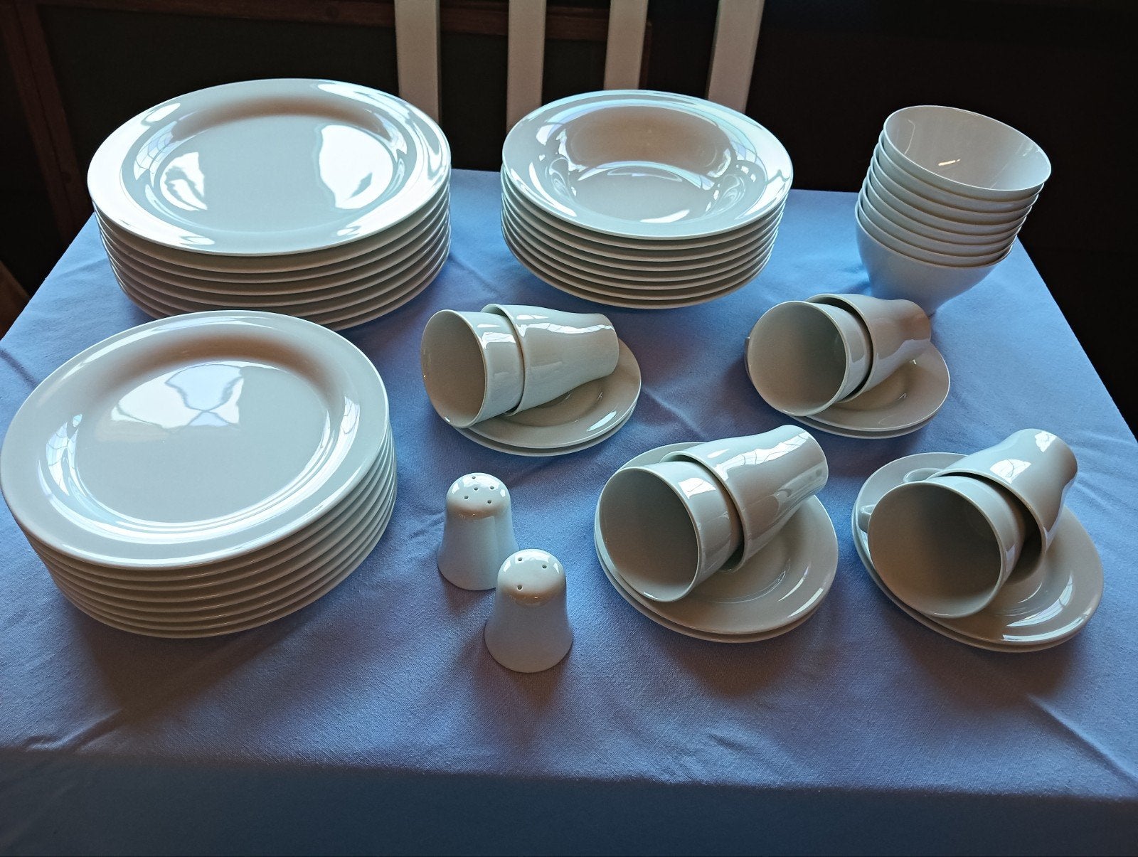 Acht personen wit servies van Arzberg Germany, Ophalen, Arzberg, Vintage, Zo goed als nieuw