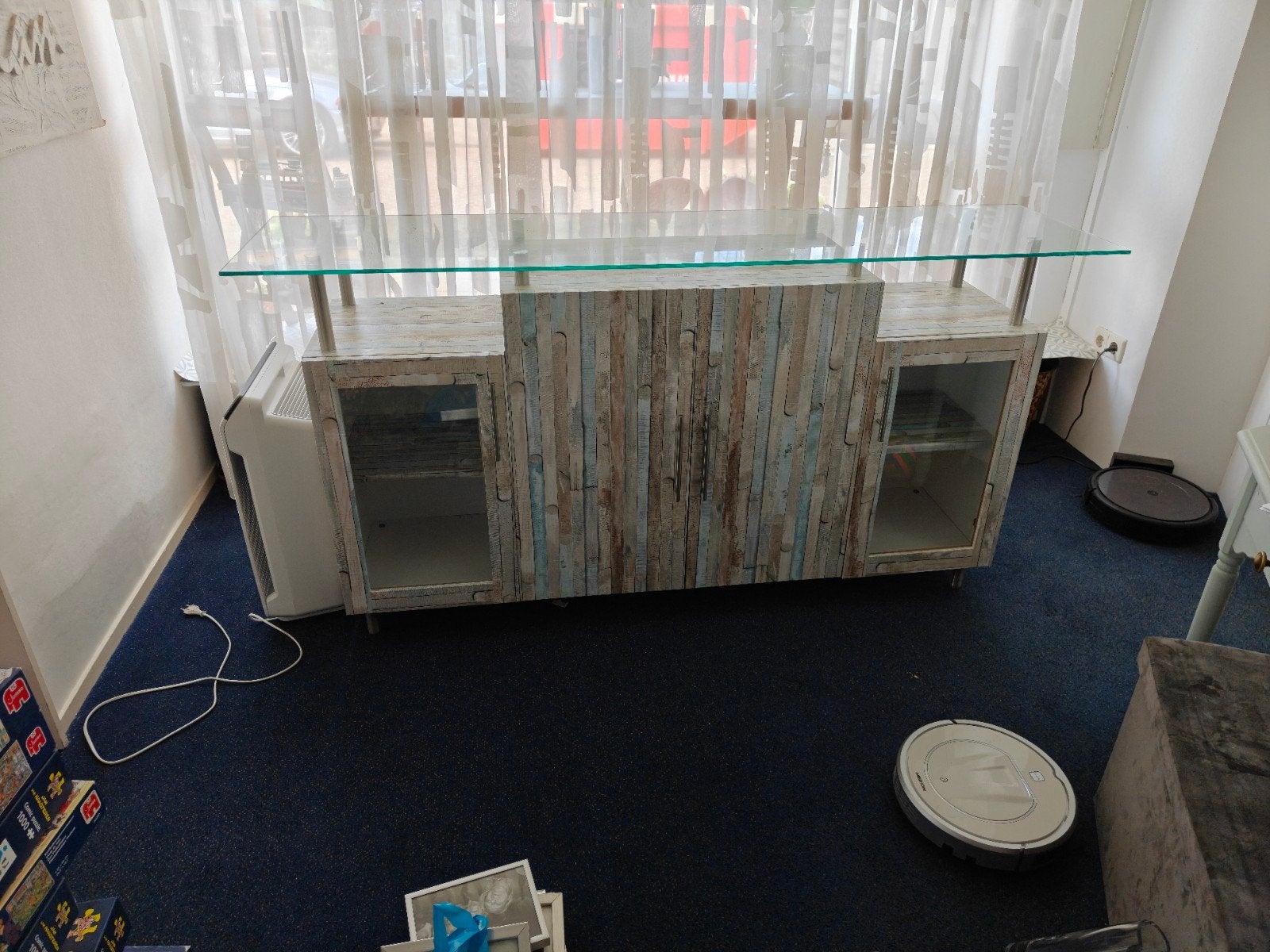 gratis: TV-meubel met glazen blad en opbergruimte, Ophalen, Gebruikt, Glas, 150 tot 200 cm
