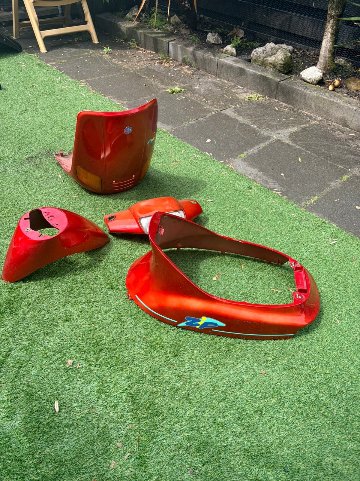 Zip Type 1,2,3 kappenset met orginele stickers, Fietsen en Brommers, Brommeronderdelen | Scooters, Ophalen of Verzenden