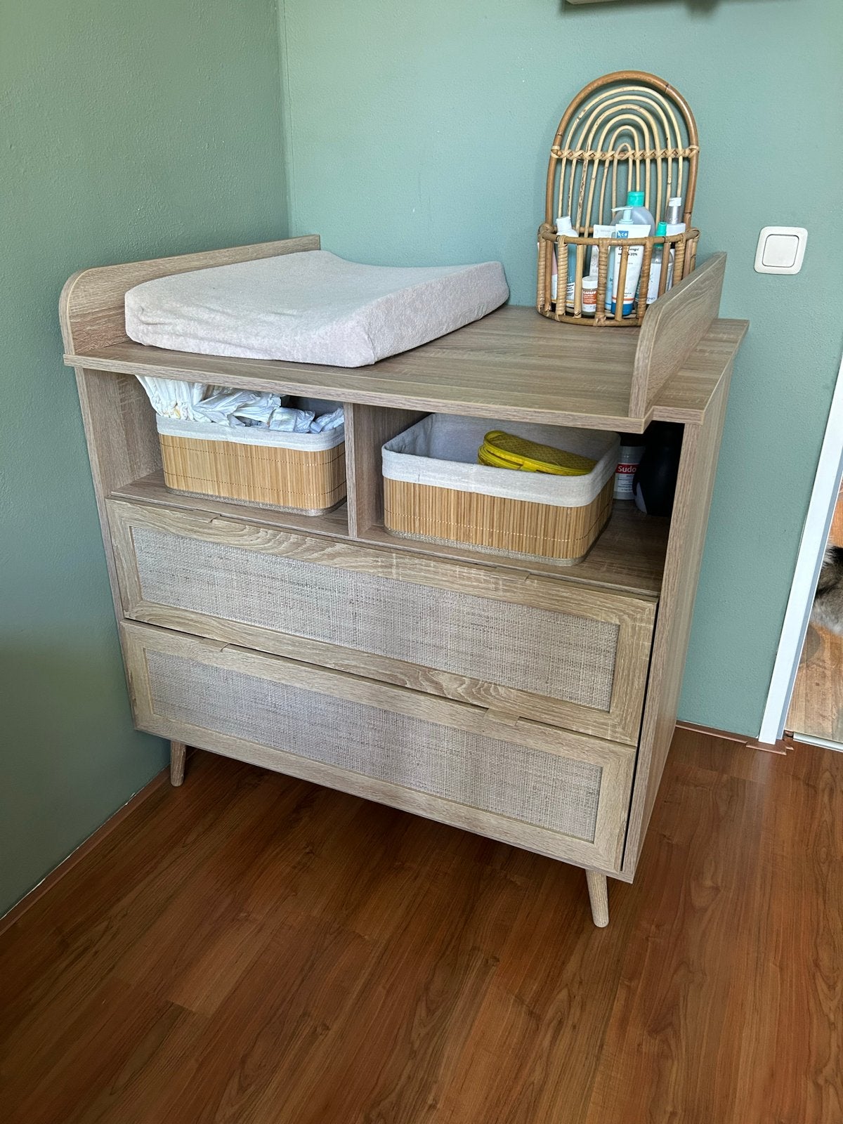 Complete babykamer: ledikant, commode en kast (nieuwstaat), Ophalen, Zo goed als nieuw, Jongetje of Meisje