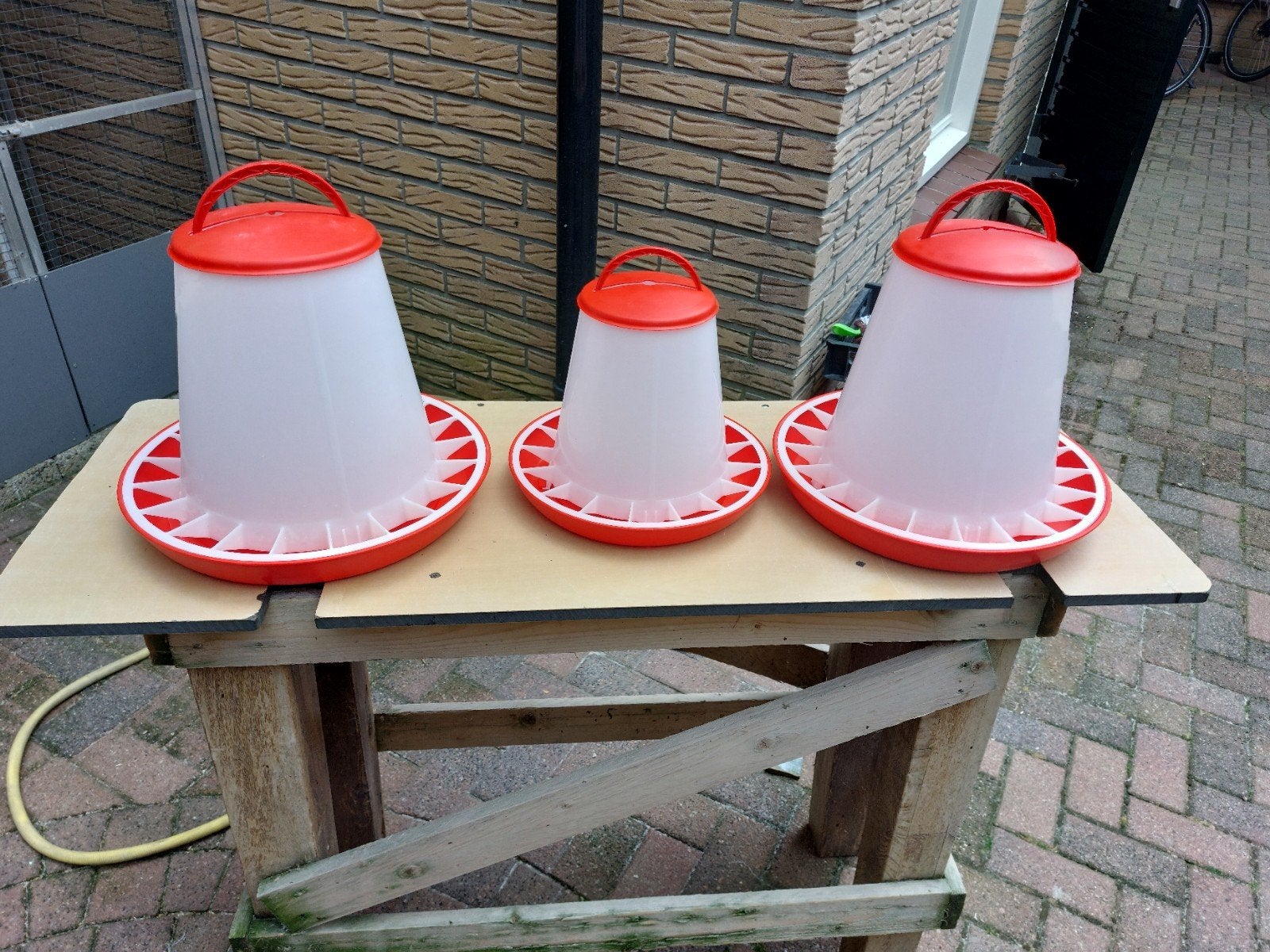 3 zgan voersilo's kunstof, Dieren en Toebehoren, Ophalen, Zo goed als nieuw, Kunststof, Volière