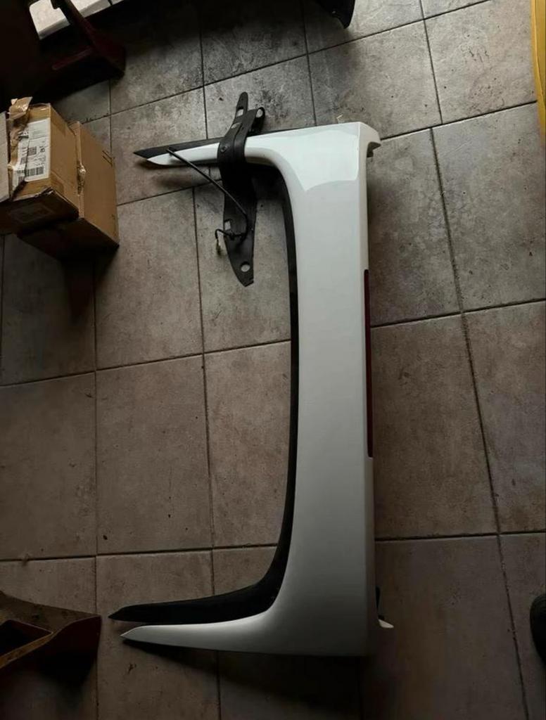 Nissan Skyline R33 GTS-T OEM Spoiler, Ophalen