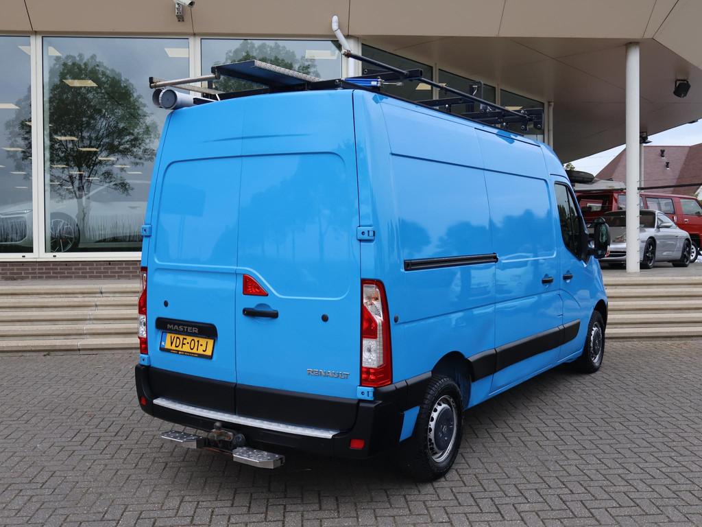 Renault Master T35 2.3 DCI 130 PK L2H2 + 2 SCHUIFDEUREN | 22, Stof, Gebruikt, Euro 6, 4 cilinders